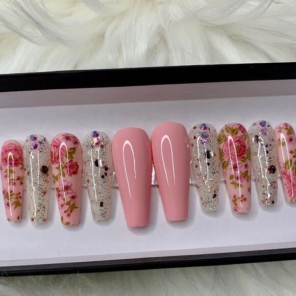 Pink Flower Custom Press On Nails | High Quality Nails | Handmade - Picture 4 of 13